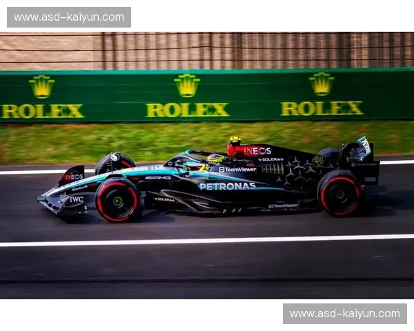 F1车队新闻发布会:速度背后的故事 F1车队新闻发布会:速度背后的故事