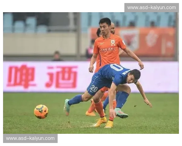 江苏舜天vs山东鲁能:一场沉淀了荣耀与激情的足球史诗 江苏舜天vs山东鲁能:一场沉淀了荣耀与激情的足球史诗